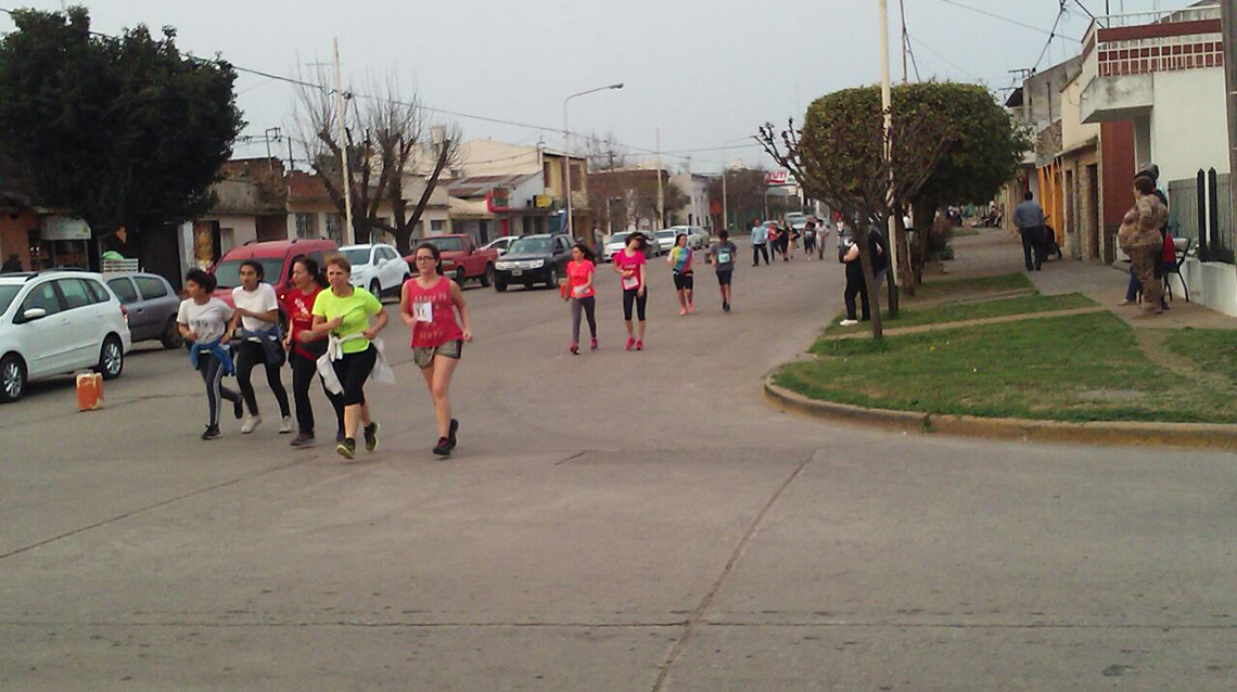 Se corri&oacute; la marat&oacute;n &ldquo;Uniendo Escuelas&rdquo;
