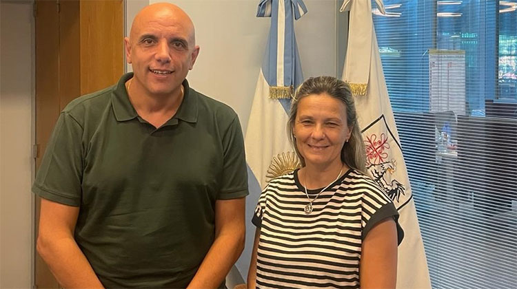 ​Gentile mantuvo reuni&oacute;n en CABA