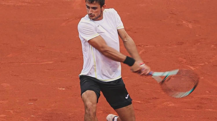 Mariano Navone le ganó a Wawrinka