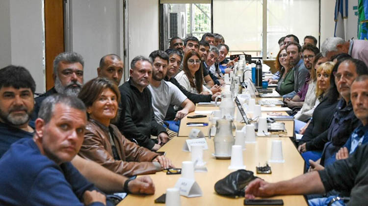 Paritarias bonaerenses: estatales aceptaron el 9,5% de aumento que ofreci&oacute; el Gobierno