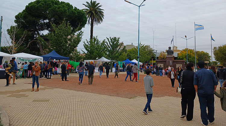 ​Feria de artesanos y emprendedores