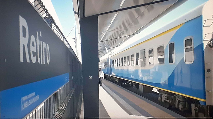 Por la colisi&oacute;n en el San Mart&iacute;n, suspenden los trenes a Jun&iacute;n 