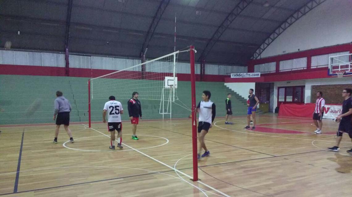 Liga Regional de V&oacute;ley