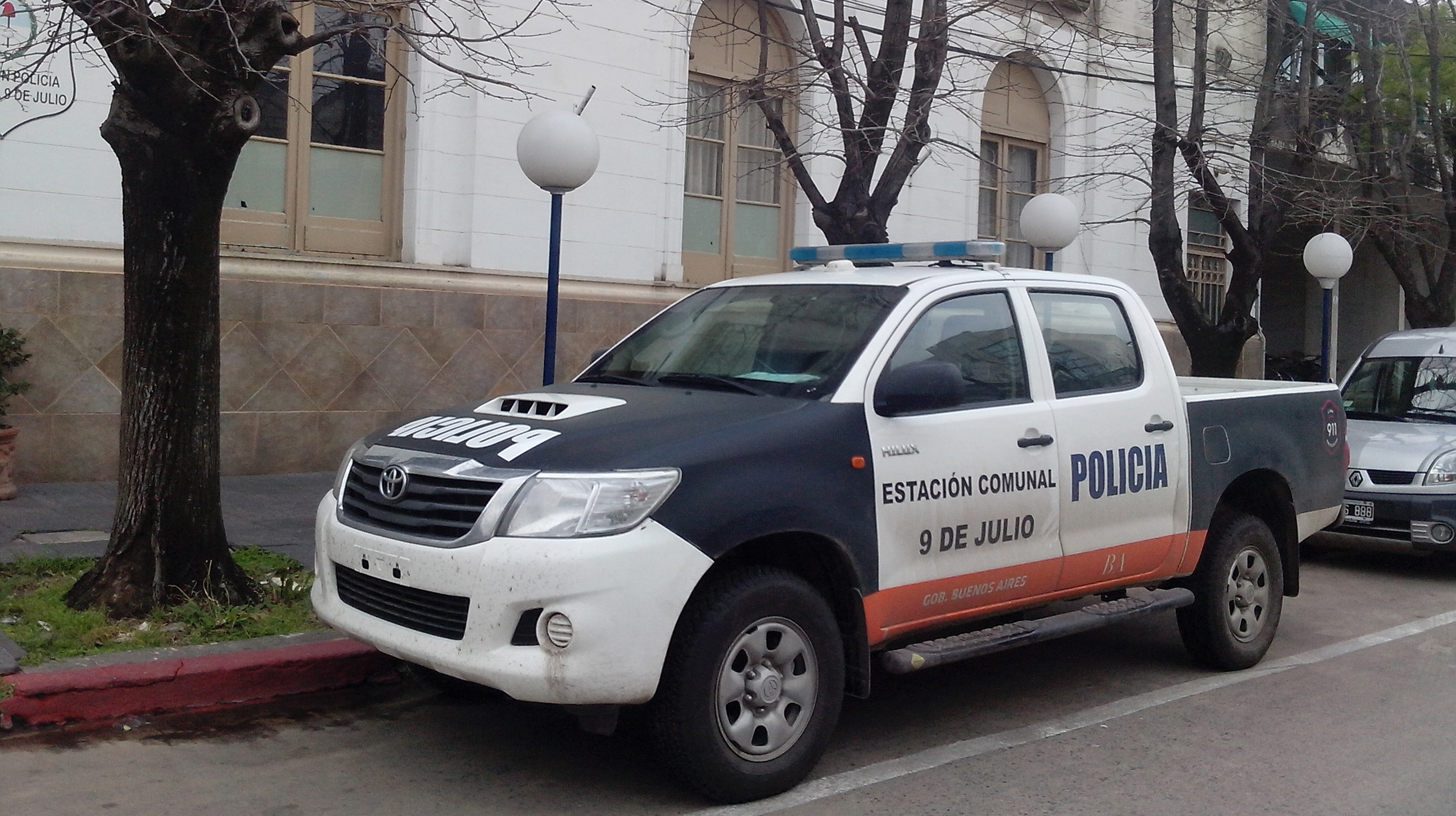 ​Robaron en dos domicilios y hubo detenciones