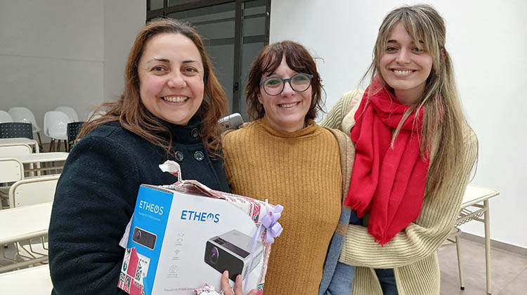 ​La Escuela 3 ganó el Concurso Literario Cooperativo 2024 de la CEYS