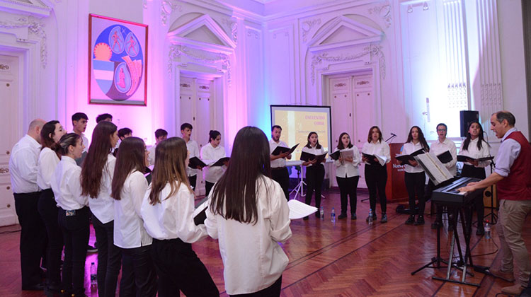 ​El Coro Municipal Infanto Juvenil Santa Cecilia celebra sus 20 a&ntilde;os