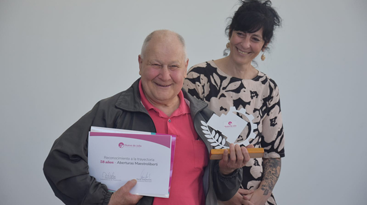 Desayuno de trabajo con empresarios y emprendedores locales