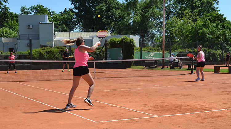 Tenis solidario en San Martin