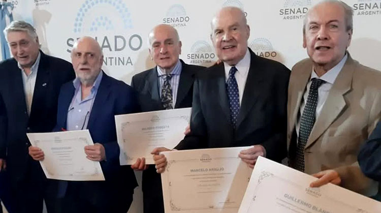 ​Guillermo Blanco fue distinguido en el Senado de la Naci&oacute;n con un Diploma de Honor