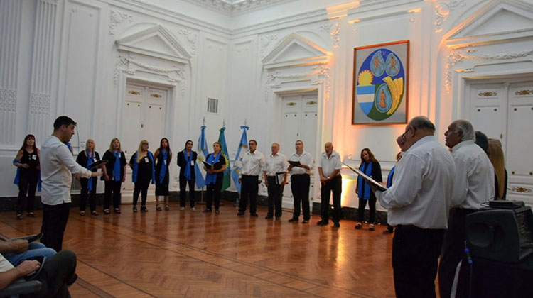 ​Excelente presentaci&oacute;n de Coral Reencuentro