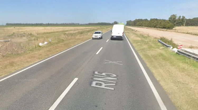 ​Auto V&iacute;a 5 YA 