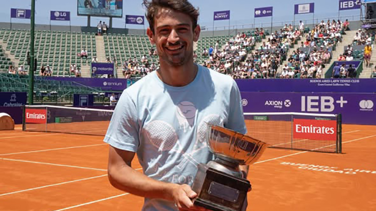 Navone recibi&oacute; el premio Charlie Gattiker