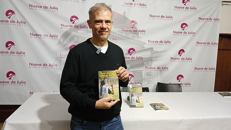 ​Se presenta esta noche el libro “Detrás del alambrado”