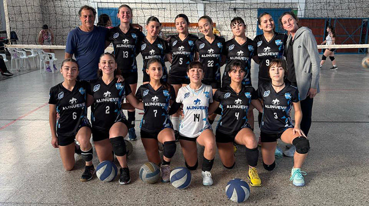 La categor&iacute;a Sub 16 femenino de v&oacute;ley de San Mart&iacute;n compite en Jun&iacute;n 