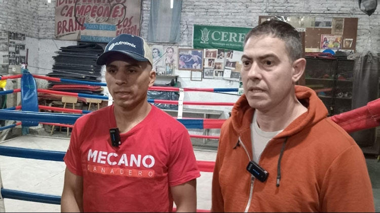 ​"Panterita" Rodríguez pelea en Cruz del Eje 
