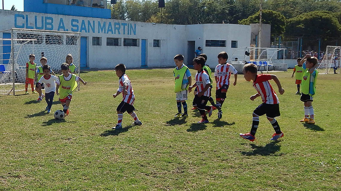 Torneo solidario de f&uacute;tbol