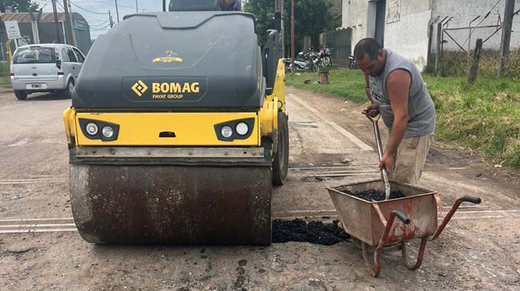 Prosiguen las obras de bacheo 