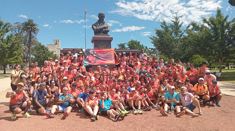 Reciben el 2026 con "La carrera de Walter"