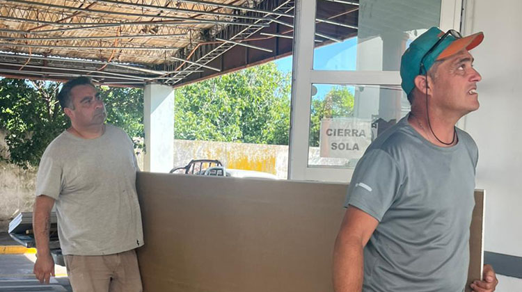 Reparaci&oacute;n del techo de la terminal