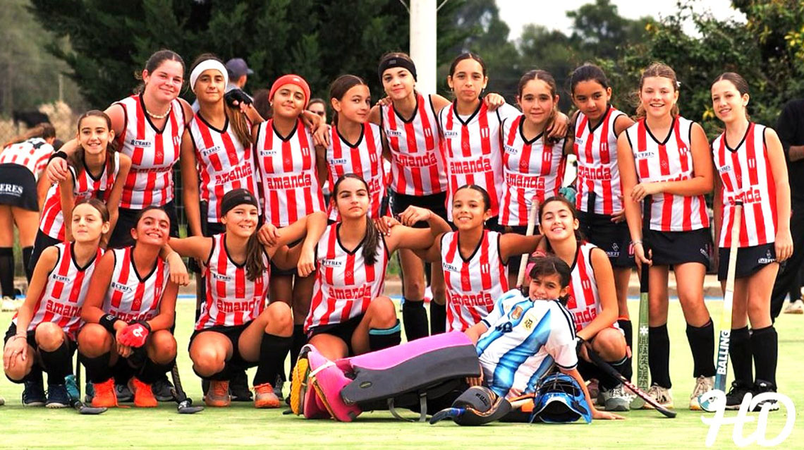 Cuatro amplias victorias de Atl&eacute;tico en Hockey femenino