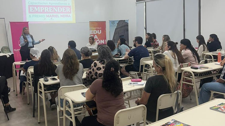 Se puso en marcha Aprendiendo a Emprender