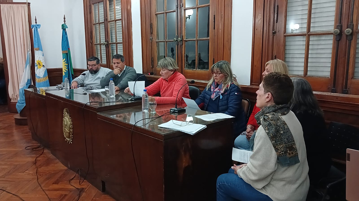Jubilados Municipales Autoconvocados de 9 de Julio denuncian situaci&oacute;n de indigencia y deudas con el IPS