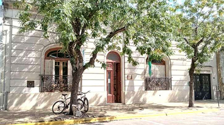  Infraestructura escolar: presentan proyectos de obra para establecimientos del distrito
