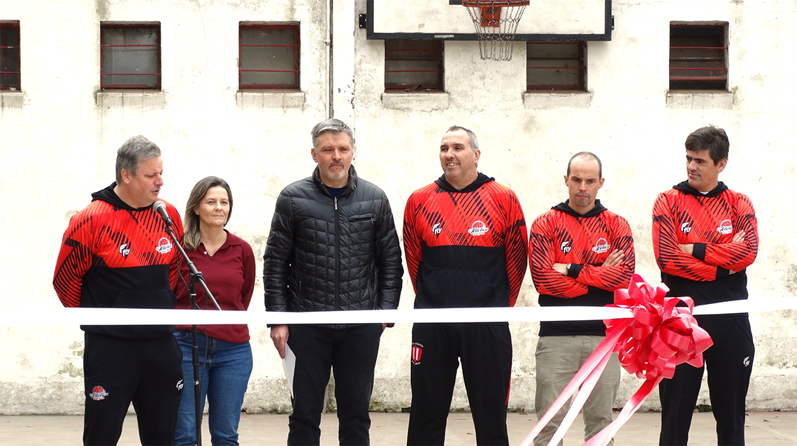 Atl&eacute;tico inaugur&oacute; su nueva cancha externa de b&aacute;squetbol