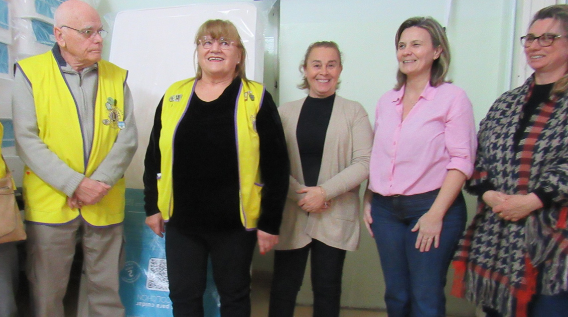 El Club de Leones  realiz&oacute;  donaciones al Hogar Santo Domingo de Guzm&aacute;n