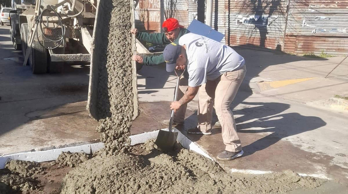 ​Contin&uacute;an obras de bacheo c&eacute;ntrico