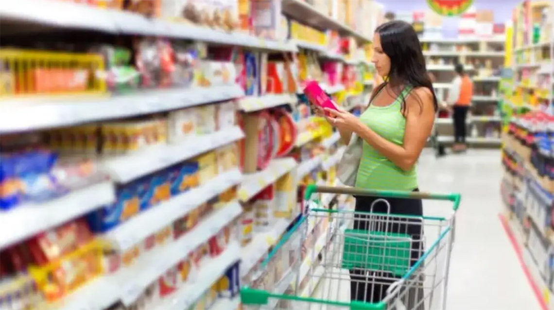 Bromatolog&iacute;a brinda recomendaciones para realizar una compra segura de alimentos