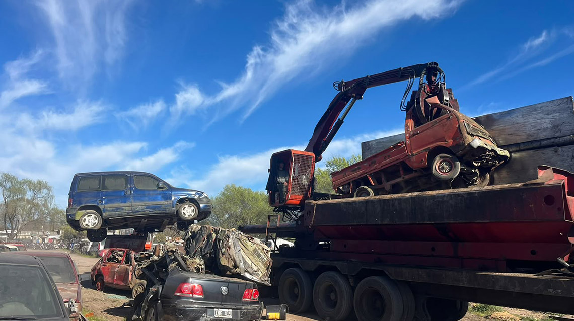 Se avanza con la compactaci&oacute;n de veh&iacute;culos secuestrados