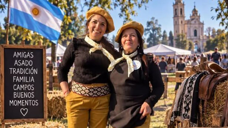 ​Rosana Zapata y Ver&oacute;nica Milaoro representar&aacute;n a 9 de Julio en Moquehu&aacute;
