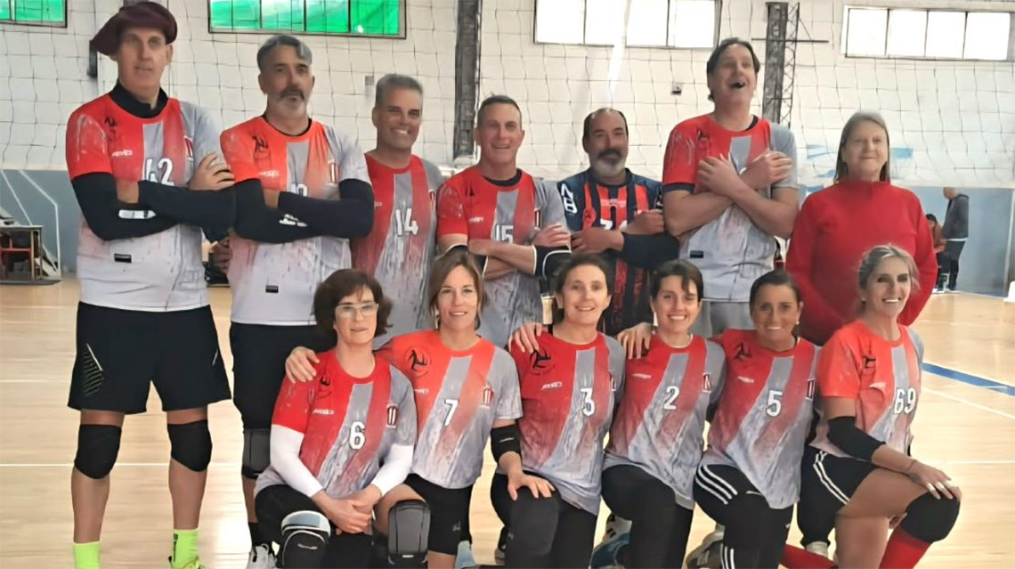 Atl&eacute;tico hizo podio en el Torneo Provincial mixto de Newcom