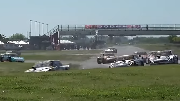 ​Gran cierre a puro automovilismo en el Aut&oacute;dromo de 9 de Julio