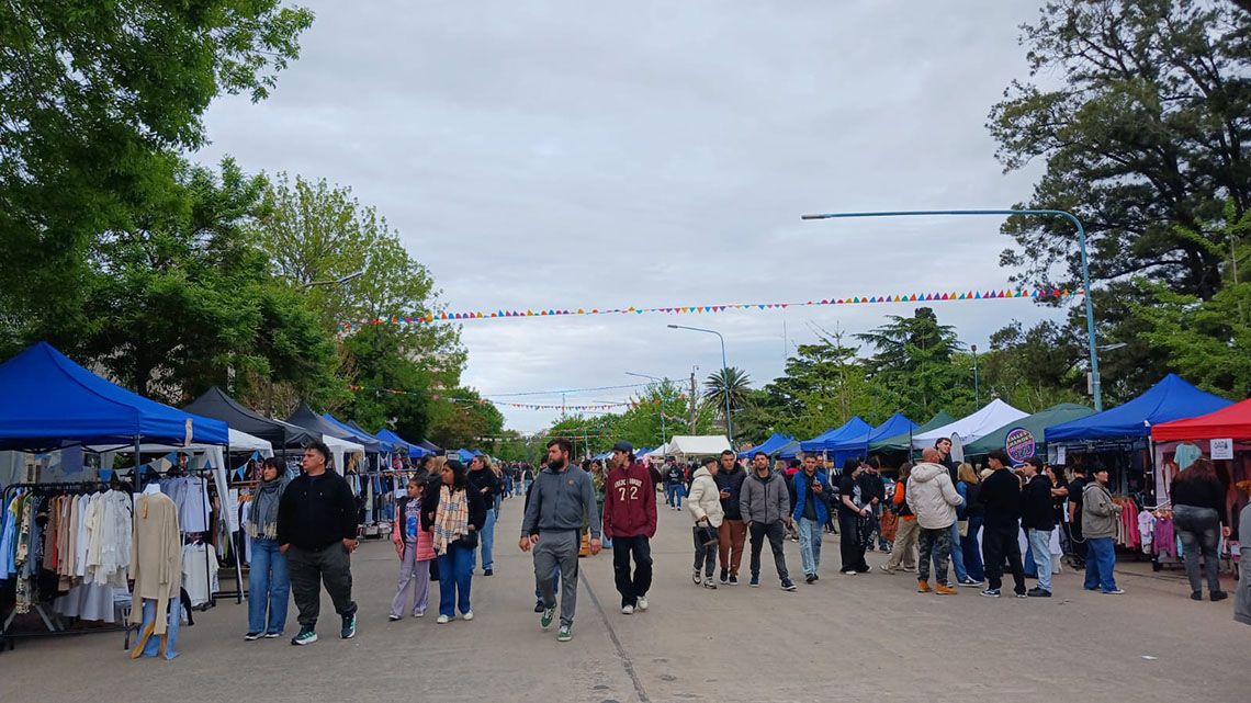 Exitoso Festival de Compras: una multitud disfrut&oacute; de la propuesta  