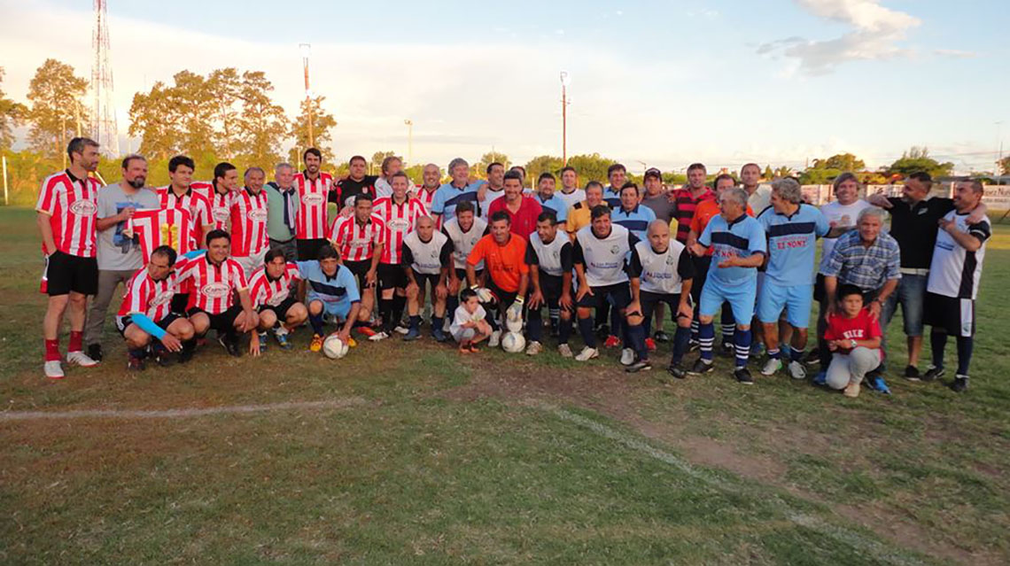 El f&uacute;tbol solidario se uni&oacute; por Noah