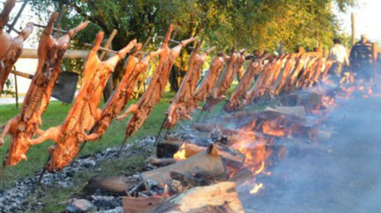 Morea celebra su “Fiesta del Lechón”