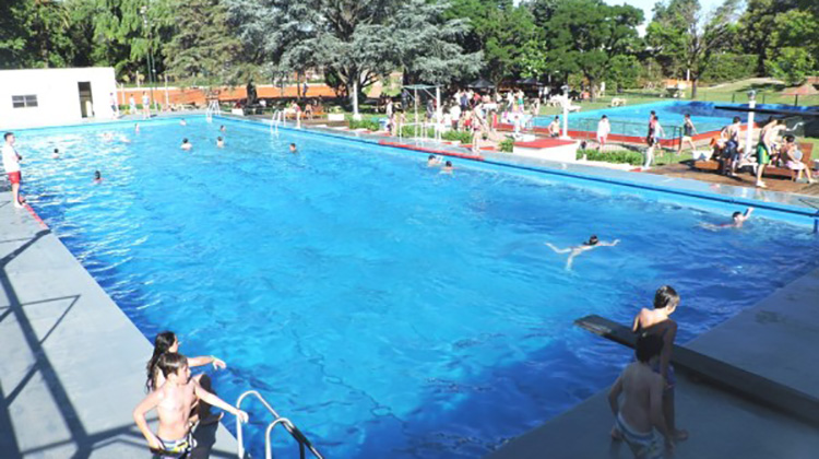 Arrancan los Torneos de Nataci&oacute;n en Atl&eacute;tico