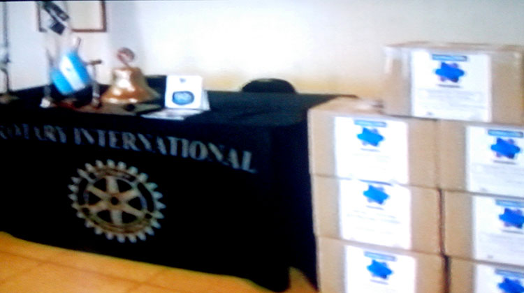 El Rotary don&oacute; medicamentos para tratamientos cr&oacute;nicos