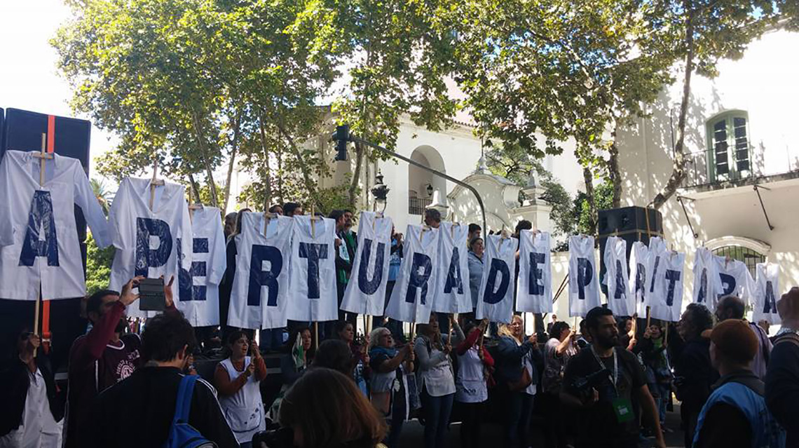 La educaci&oacute;n paralizada 