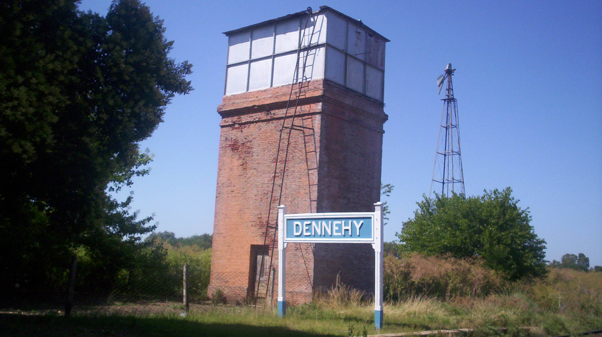 Devuelta mal parado: DENNEHY... ¿EL PUEBLO DE LOS INFIELES?