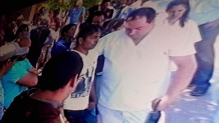 Un padre intento inmolarse frente al Juzgado de Paz