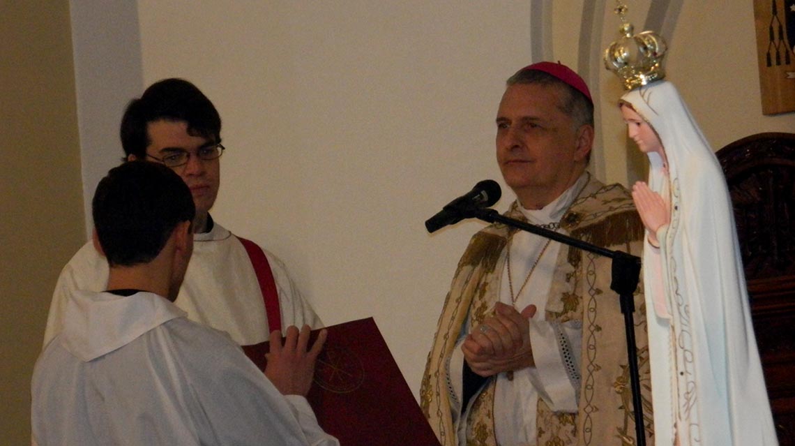 Homil&iacute;a del obispo Mosconi 