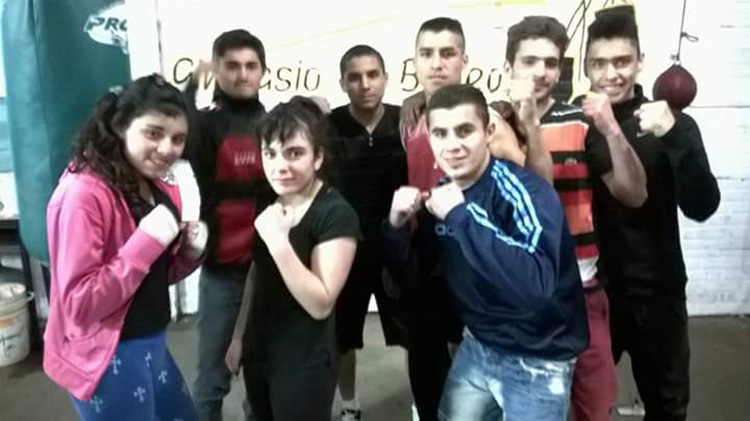 Golpe a golpe: El Clan Ferrario se prepara para otro Festival 