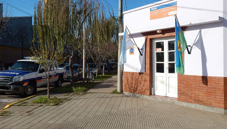 Lo detuvieron por abuso sexual y desobediencia 