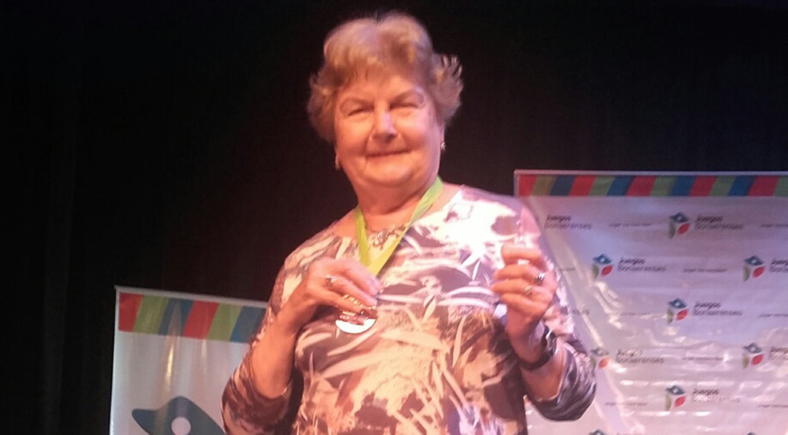 Bustamante trae medalla