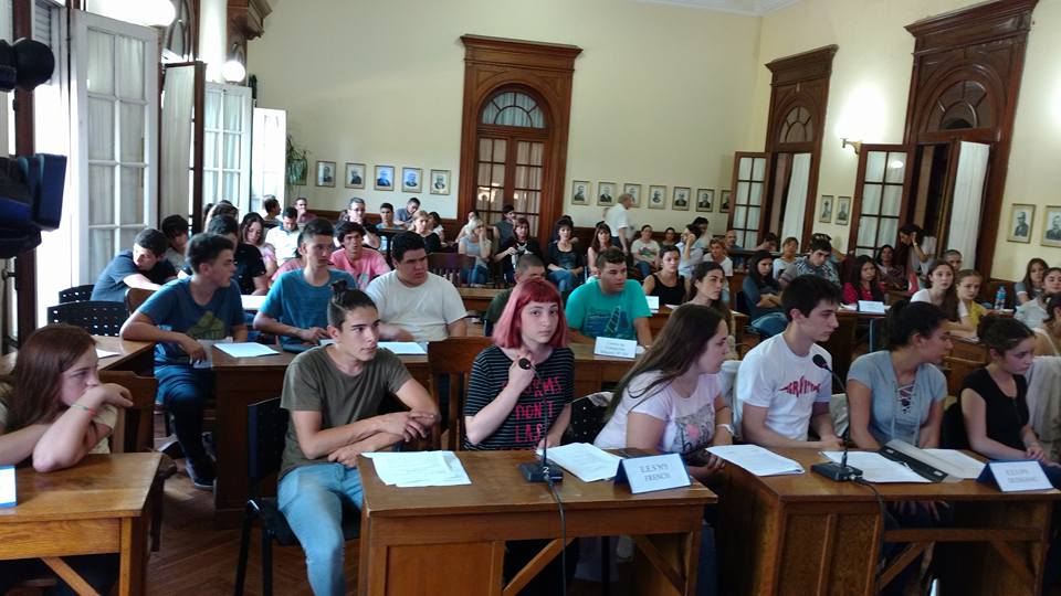 Sesi&oacute;n Estudiantil en el Concejo 