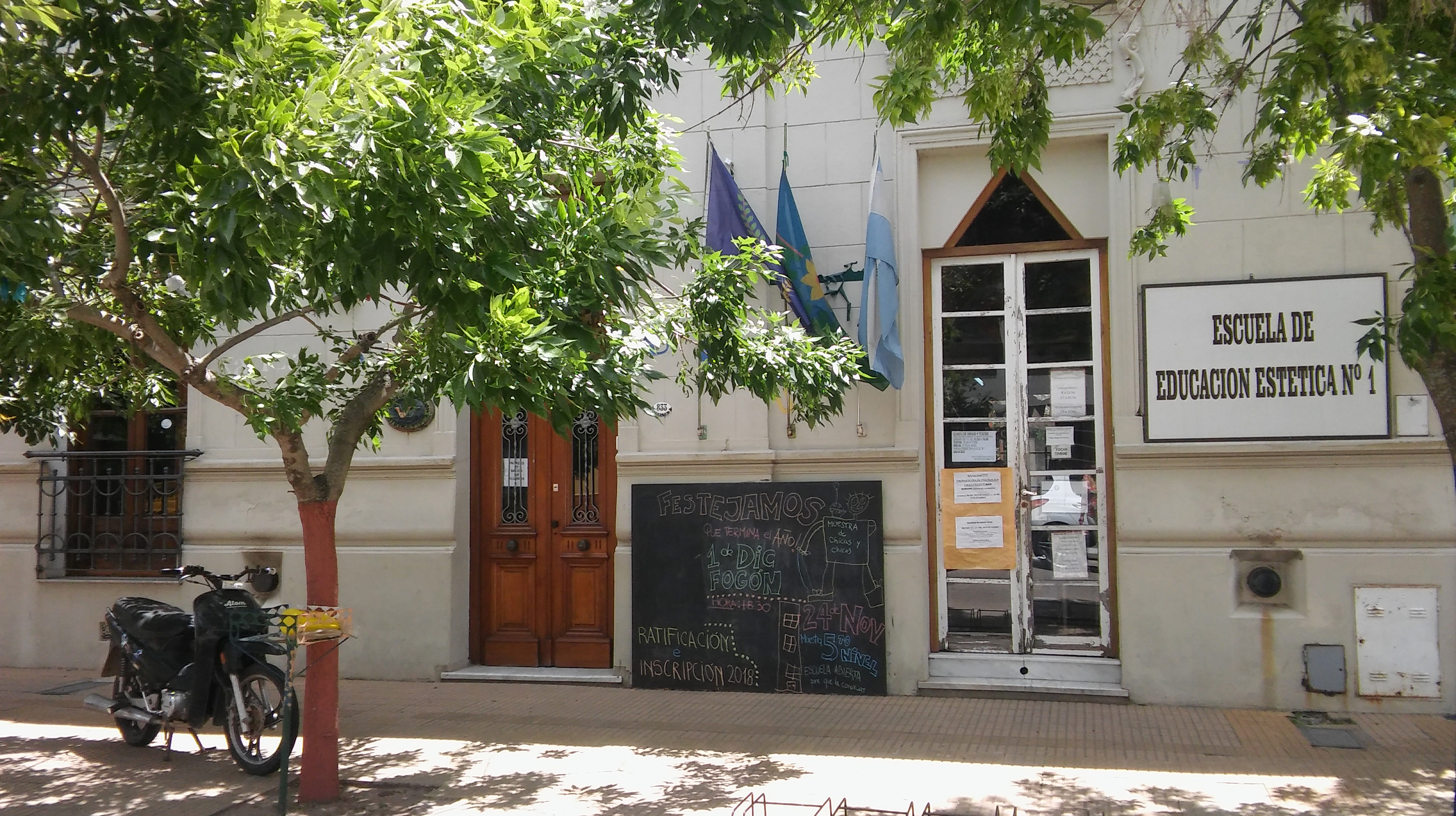 Muestra en Escuela de Est&eacute;tica