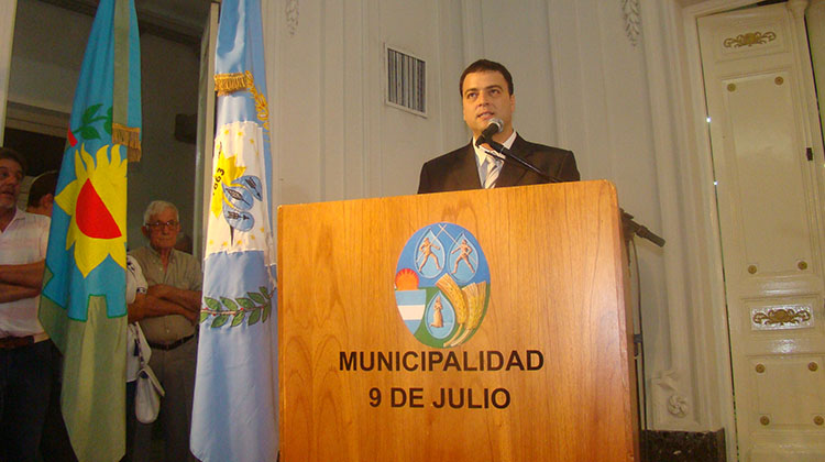 Barroso convocó a todas las fuerzas políticas